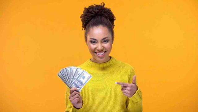 Pen�ze m�te p��mo do 24 hodin na sv�m bankovn�m ��tu.